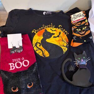 LOT 6 BLACK CAT 2 TOPS SOCKS EARRINGS METAL DECOR HAND TOWEL